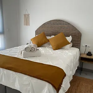 Apartamento De Lujo Con Piscina En, Tarifa